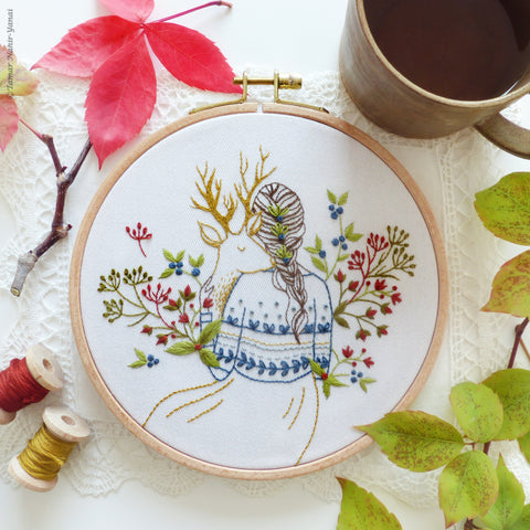 Unconditional Love - ערכת רקמה 21 ס"מ