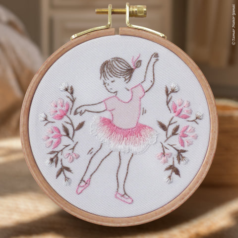 Little Dancer - ערכת רקמה 16 ס"מ