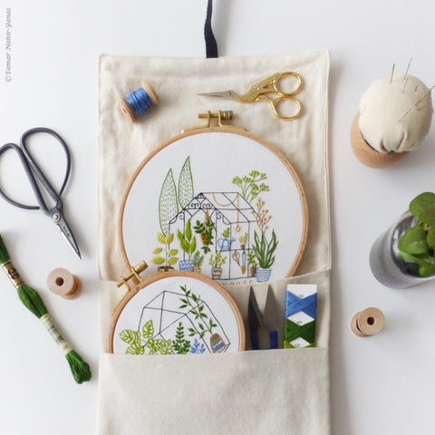 Embroidery To-go Bag - Tools and Vase Pattern