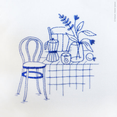 Breakfast In Blue - ערכת רקמה 21 ס"מ