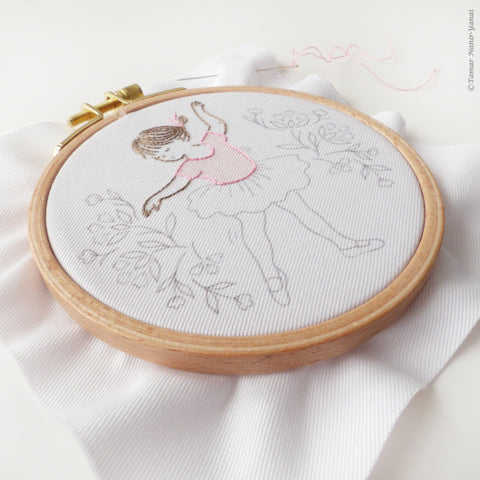 Little Dancer - ערכת רקמה 16 ס"מ