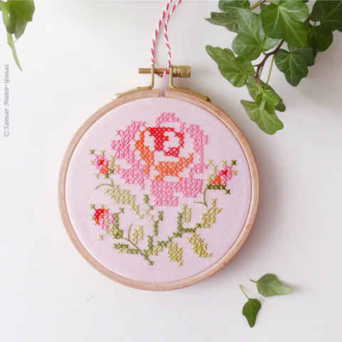 Little Rose - ערכת רקמה 16 ס"מ